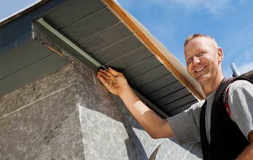 soffit installation Poslingford